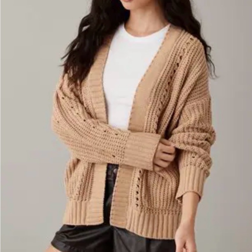 American Eagle Outfitters Women's Beige Knit Cardigan